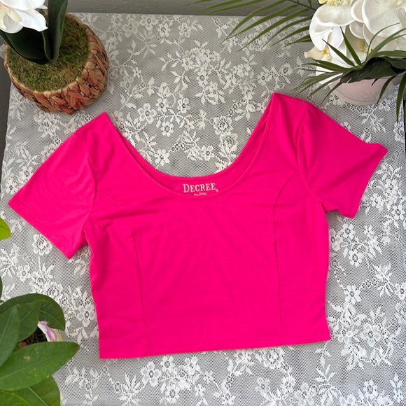 Decree Hot Pink Scoop Neck Crop Top Size L 💖 - Picture 1 of 2